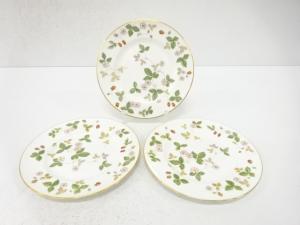 WEDGWOOD　ウェッジウッド　ワイルドストロベリー　プレート3枚(17.5センチ)　洋食器